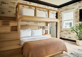 Faraway Martha's Vineyard