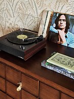 Faraway Martha's Vineyard