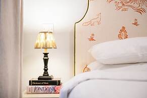 Americana Hotel