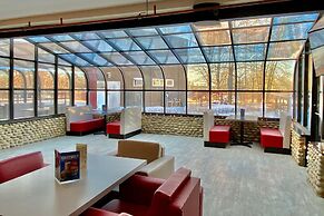 Ramada by Wyndham Whitecourt