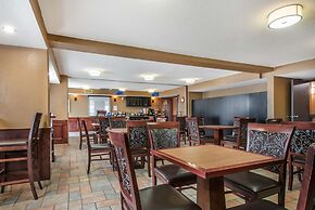 Best Western Strathmore Inn