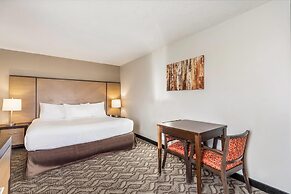 Days Inn by Wyndham Airdrie