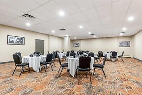Days Inn by Wyndham Airdrie