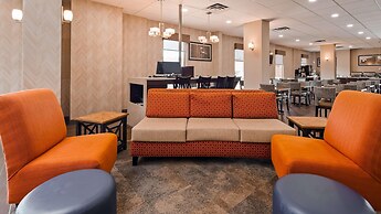 Days Inn by Wyndham Airdrie