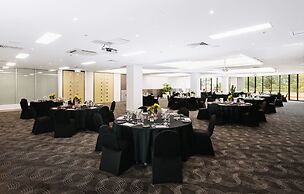 voco Gold Coast by IHG