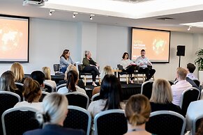 voco Gold Coast by IHG