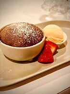 Best Western Plus All Settlers Motor Inn