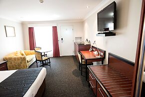 Best Western Plus All Settlers Motor Inn