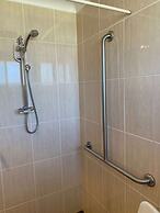 Best Western Plus All Settlers Motor Inn