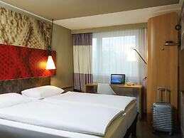 ibis Zurich Adliswil