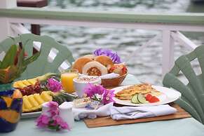 Marigot Beach Club and Dive Resort