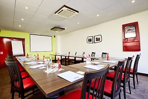 Enzo Hotels Reims Tinqueux By Kyriad Direct