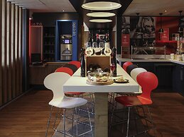 ibis Paris Gennevilliers