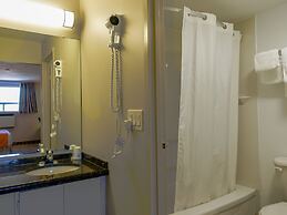 Howard Johnson by Wyndham Gravenhurst