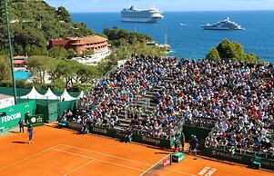Monte Carlo Beach