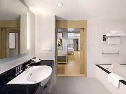 Novotel Phuket Resort
