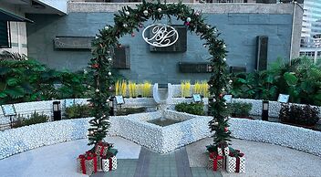 Bishop Lei International House