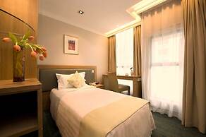 Bishop Lei International House