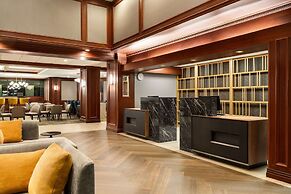 La Quinta Inn & Suites by Wyndham Madison American Center