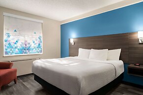 La Quinta Inn & Suites by Wyndham Madison American Center