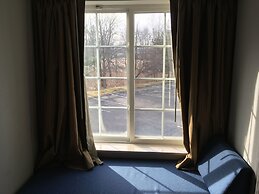 Microtel Inn by Wyndham Albany Airport