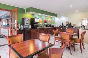 Quality Inn Sycamore - DeKalb