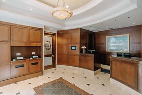 Club Quarters Hotel Faneuil Hall, Boston