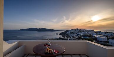 Nikos Villas Hotel in Oia Santorini