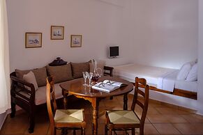 Nikos Villas Hotel in Oia Santorini