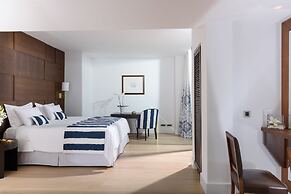 Aquila Atlantis Hotel