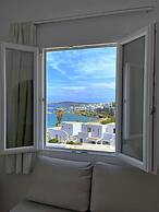 Adonis Hotel & Apartments