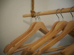 Adonis Hotel & Apartments