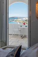 Adonis Hotel & Apartments