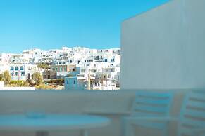 Adonis Hotel & Apartments