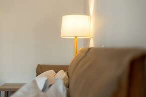 Adonis Hotel & Apartments