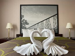 Super 8 by Wyndham Lethbridge