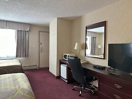 Super 8 by Wyndham Lethbridge