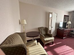 Super 8 by Wyndham Lethbridge