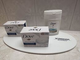 Super 8 by Wyndham Lethbridge