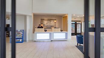 Holiday Inn Express & Suites Hood River by IHG