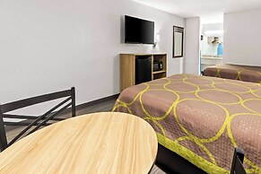 Super 8 by Wyndham Grand Prairie Southwest