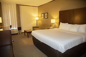 Ardmore Inn & Suites