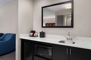 Hampton Inn Stafford/Quantico & Conference Center