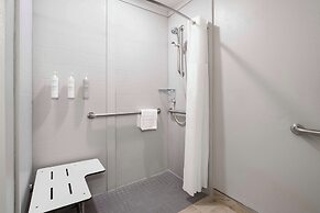 Hampton Inn Stafford/Quantico & Conference Center