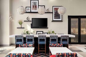 Hampton Inn Stafford/Quantico & Conference Center