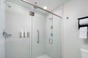 Hampton Inn Stafford/Quantico & Conference Center