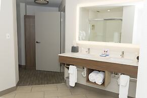 Holiday Inn Express Hotel & Suites Madison by IHG