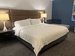 Holiday Inn Express Hotel & Suites St. Paul-Woodbury by IHG