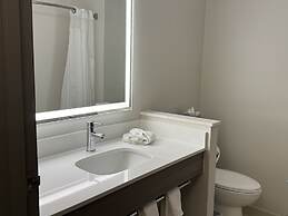 Holiday Inn Express Hotel & Suites St. Paul-Woodbury by IHG