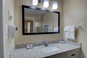 Westbridge Inn and Suites